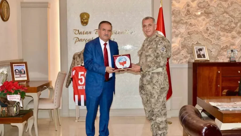 TSYD Sivas Şubesi, yeni Emniyet Müdürü’nü ziyaret etti