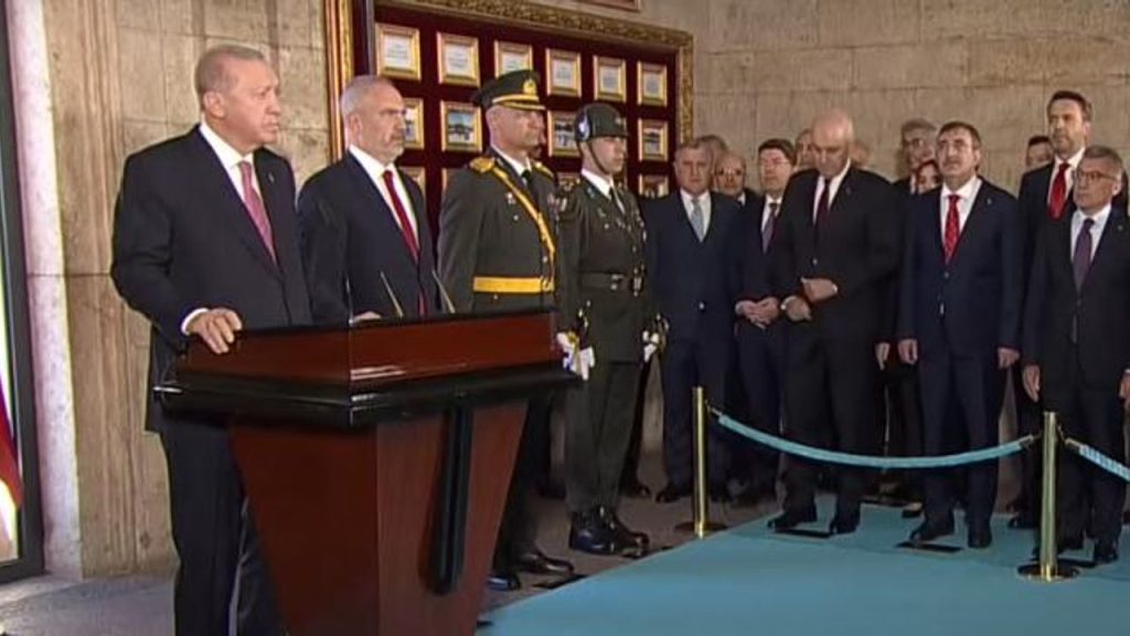 Türkiye’de Cumhuriyet Bayramı büyük coşku ile kutlanıyor