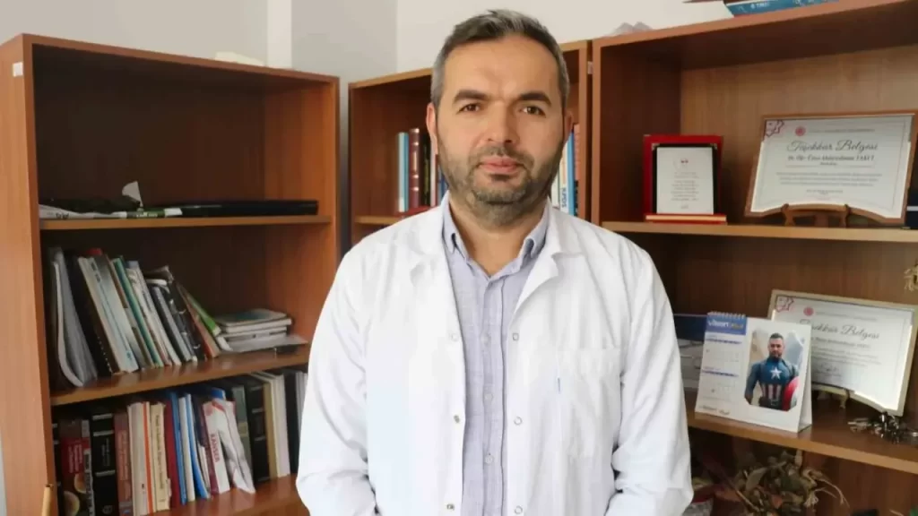 Ayılar Yerleşim Alanlarına Yaklaşmaya Devam Ediyor: Nedenleri ve Riskleri