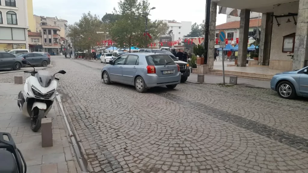 Balıkesir Sındırgı’da 4.4 büyüklüğünde deprem gerçekleşti