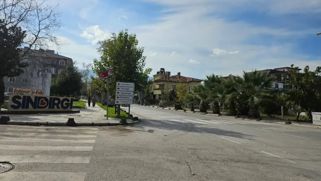 Balıkesir’de 4.5 büyüklüğünde deprem meydana geldi