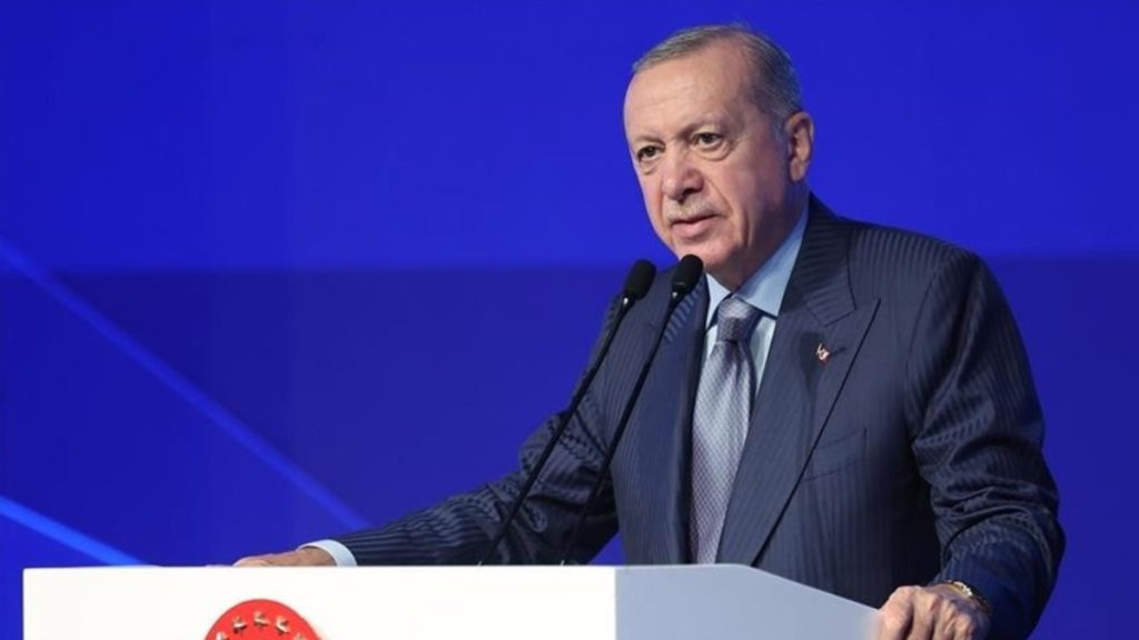 Cumhurbaşkanı Erdoğan’dan Aile ve Kültür-Sanat Sempozyumu’nda önemli mesajlar
