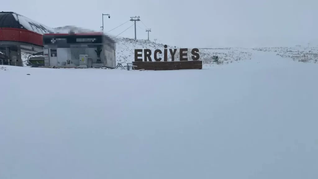 Erciyes’te Kar Kalınlığı Yükselecek, Etkili Yağışlar Bekleniyor