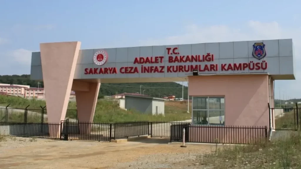 Ferizli’de Cezaevi Kampüsünde Gıda Zehirlenmesi İddiası