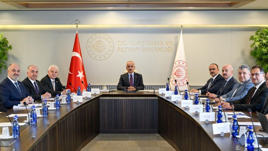 Giresun’da Dal-Çık Projesi ve Ulaşım Yatırımları Görüşüldü