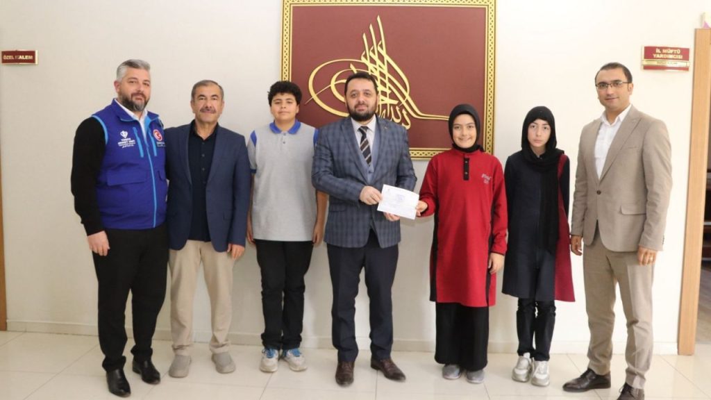 İl Müftüsü Limon, Öğrencilerin Yardım Kampanyasını Değerlendirdi