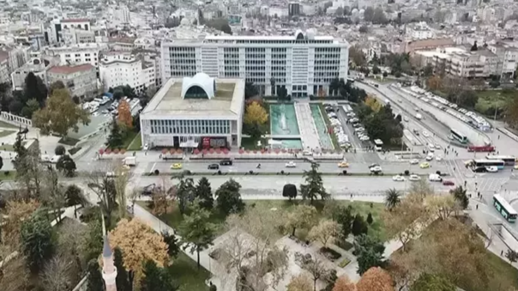 İstanbul’da Yolsuzluk Soruşturmasında Ekrem İmamoğlu Tutuklandı