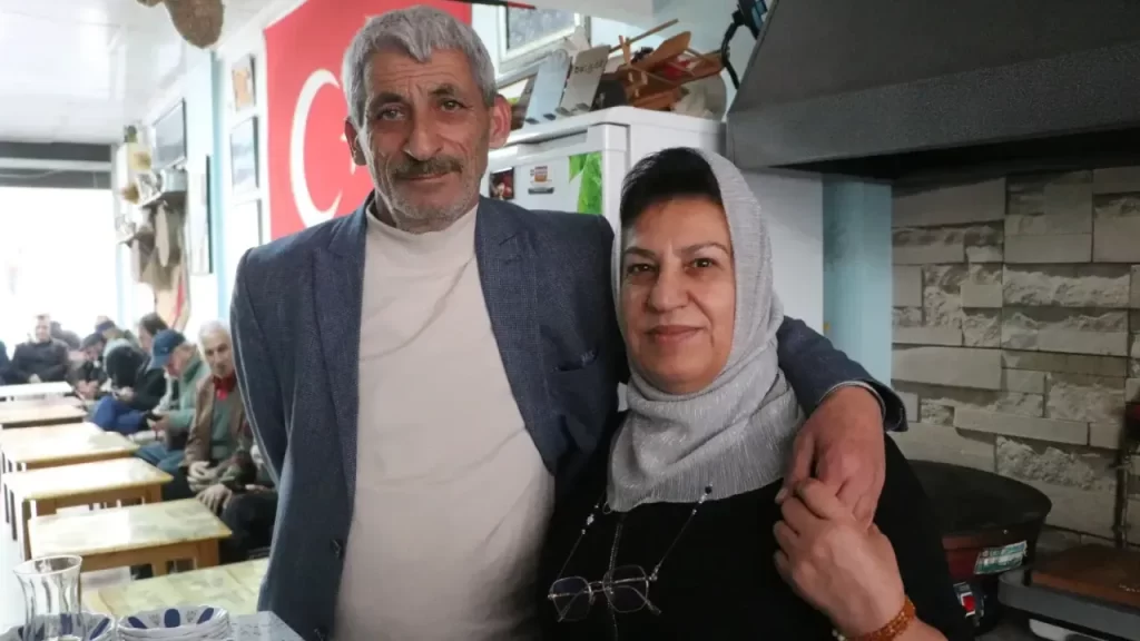 Kayseri’de Kadın Çaycı, Kahveciler Odası Başkan Adaylığıyla Ses Getirdi