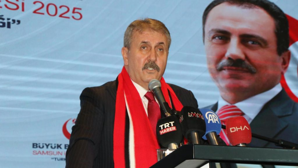 Mustafa Destici, Samsun’da kongre öncesi önemli açıklamalar yaptı