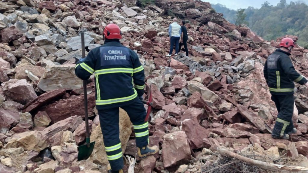Ordu Fatsa’da Madende Göçük: 2 İşçi enkaz altında