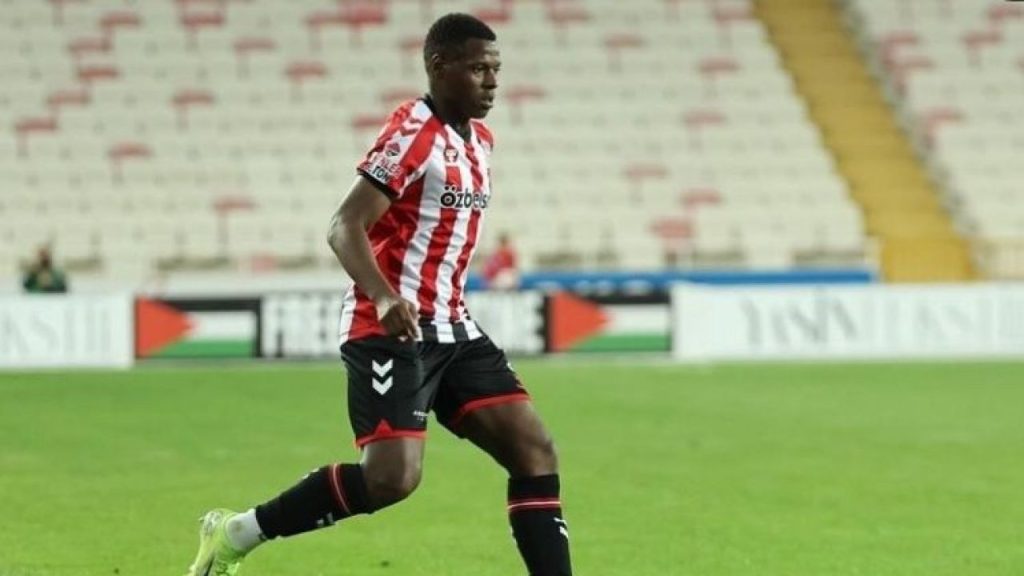 Özbelsan Sivasspor’dan oyuncu ayrılığı ve hukuki hamleler