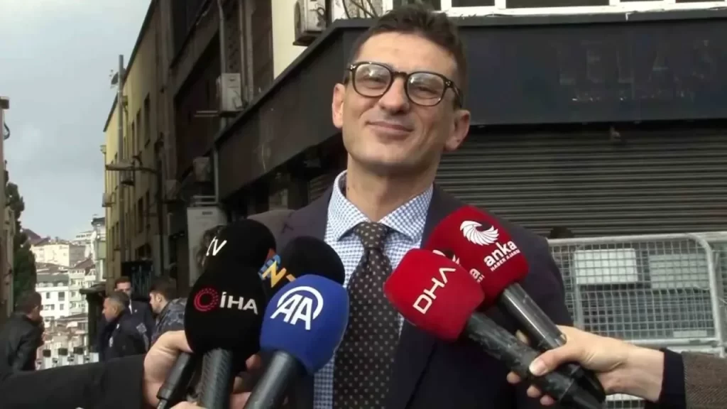 Papa ile Görüşen Andrea Minguzzi: Mutluluk ve Dua