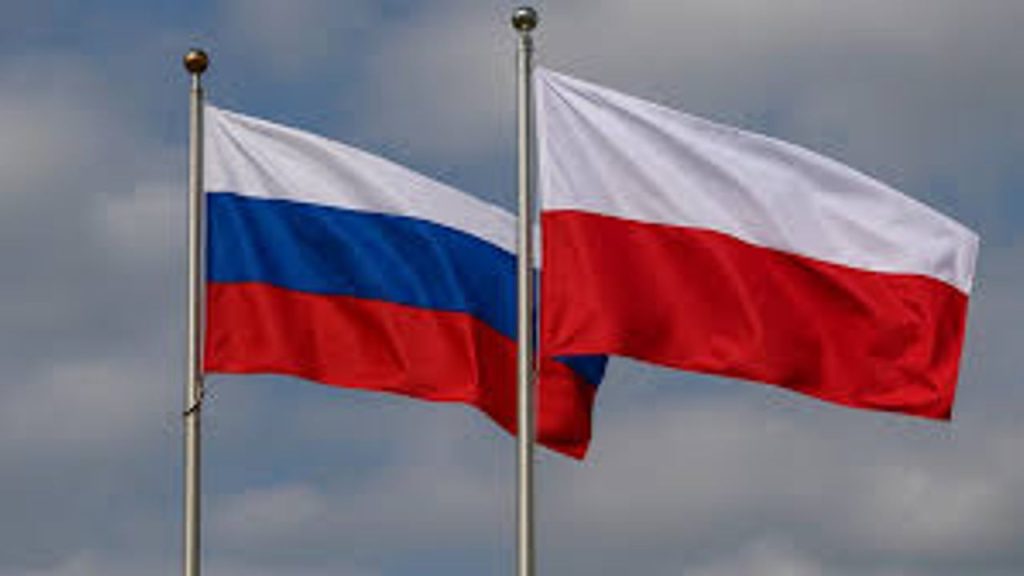 Polonya, Rusya’ya karşı diplomatik varlığını azaltıyor