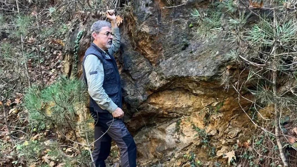 Sındırgı’da 6.1 büyüklüğünde iki deprem yaşandı