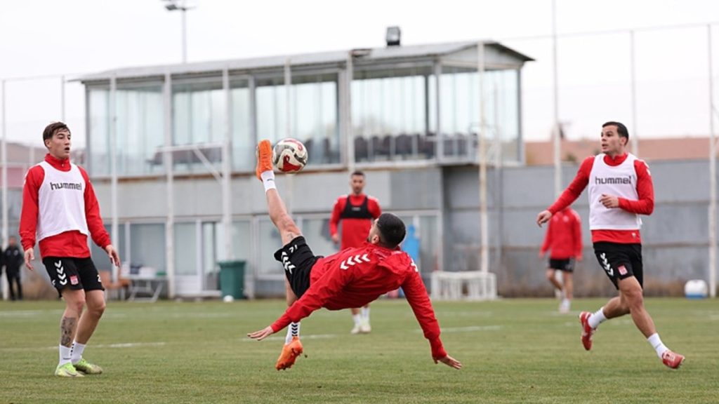 Sivasspor, Boluspor Maçı Hazırlıklarını Sürdürüyor