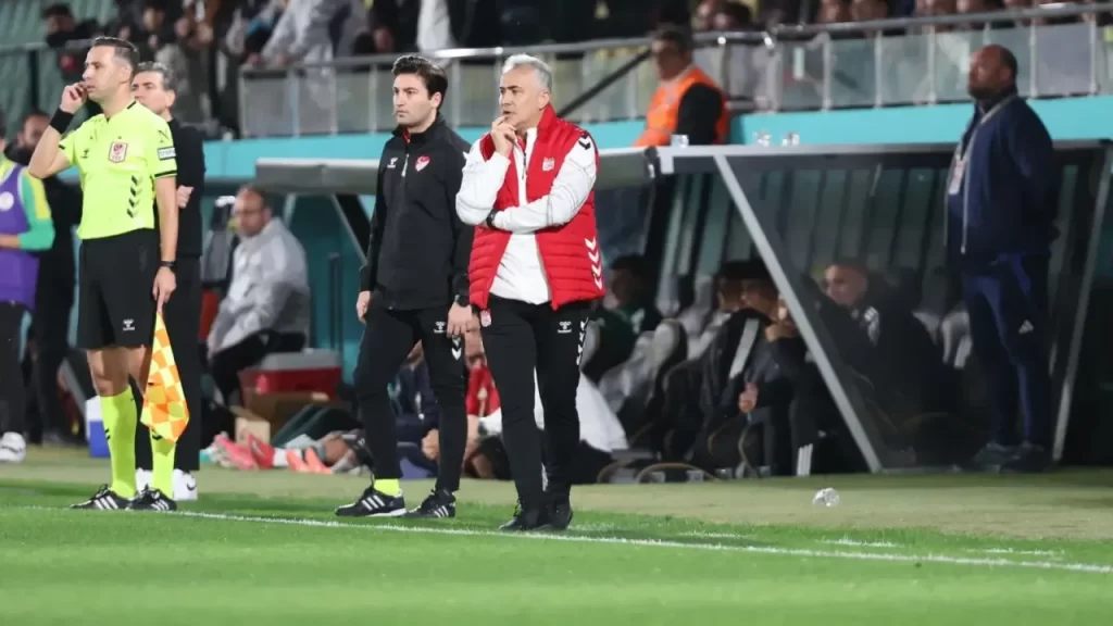 Sivasspor, Esenler Erokspor’a deplasmanda kaybetti