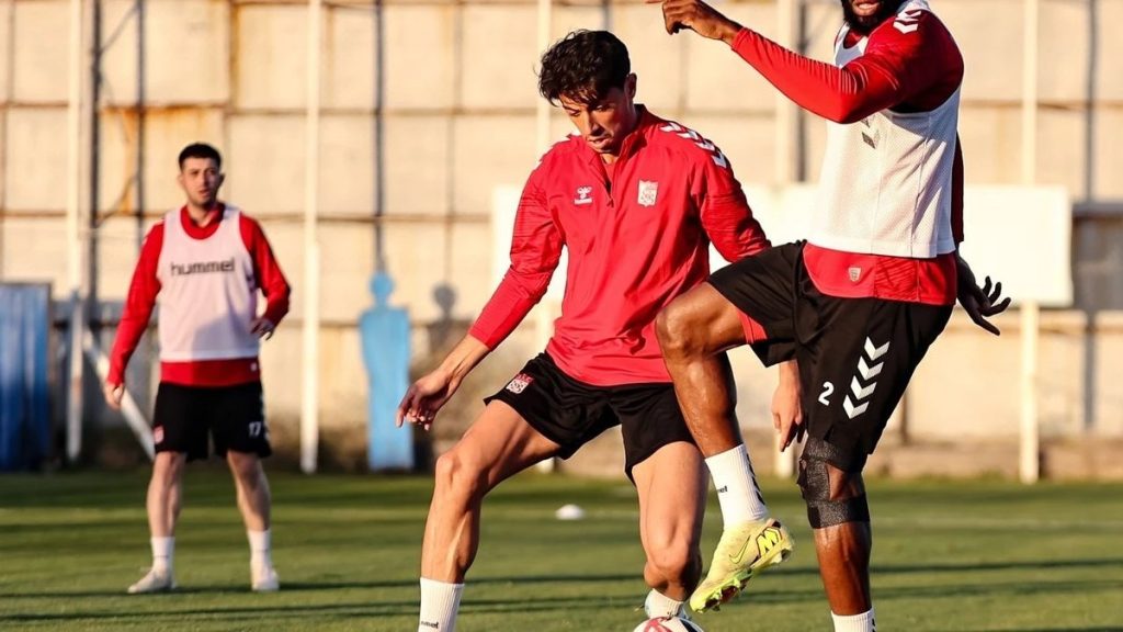 Sivasspor, Manisa FK Maçı Hazırlıklarını Sıkılaştırdı