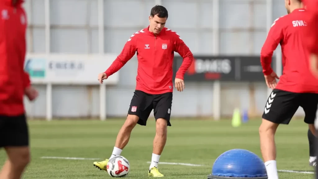 Sivasspor Manisa FK Maçı Hazırlıklarını Tamamladı