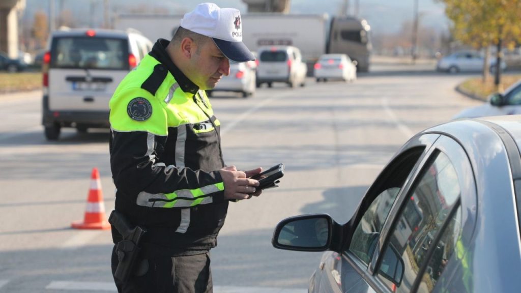 Sivas’ta Drone Destekli Trafik Uygulamasıyla 257 Araç Denetlendi