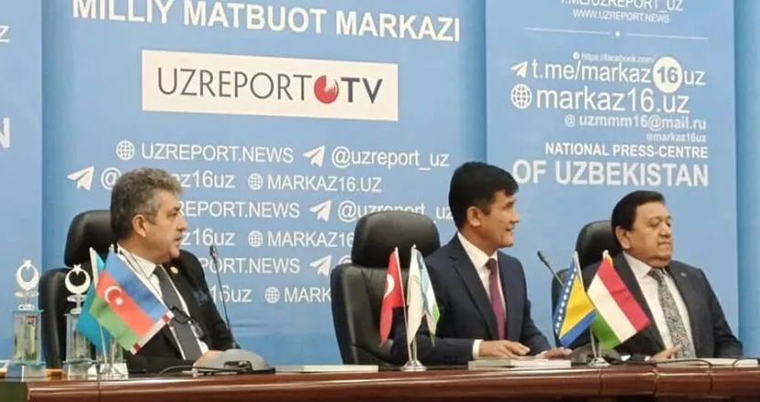 Ödül ve plaket takdimleri