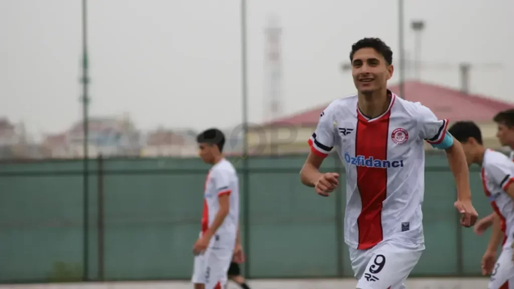 U16 Ligi’nde heyecanlı müsabaka ve play-off yolunda önemli gelişmeler