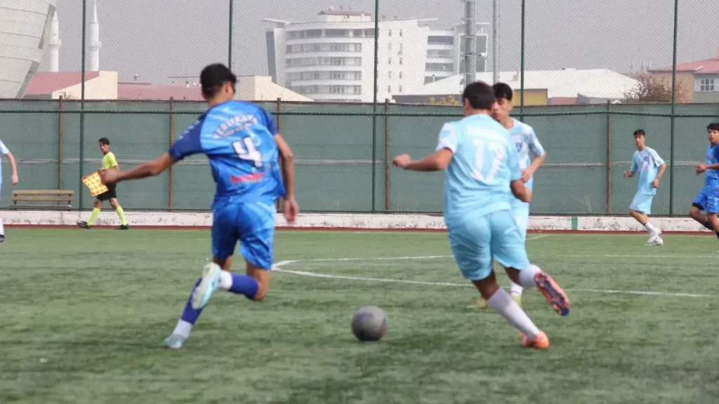 U16 Ligi’nde Özaydinspor Yerlikayaspor’u mağlup etti