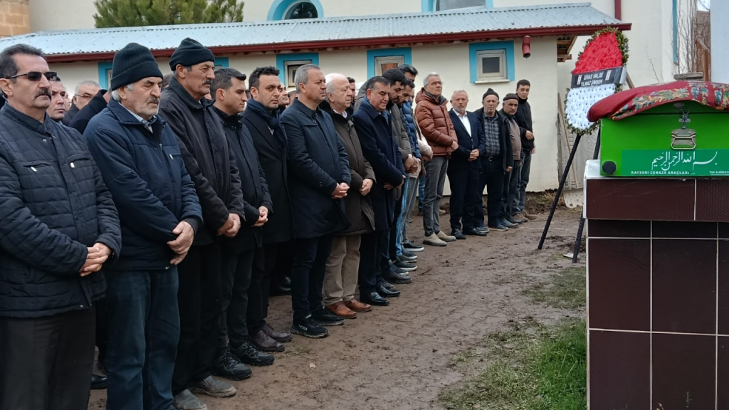 Başkan Adem Uzun’un Babaannesi Zülal Uzun Vefat Etti