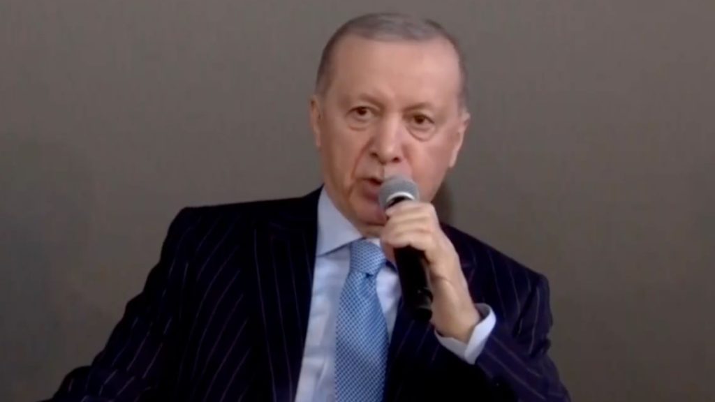 Cumhurbaşkanı Erdoğan gençlik buluşmasına katıldı