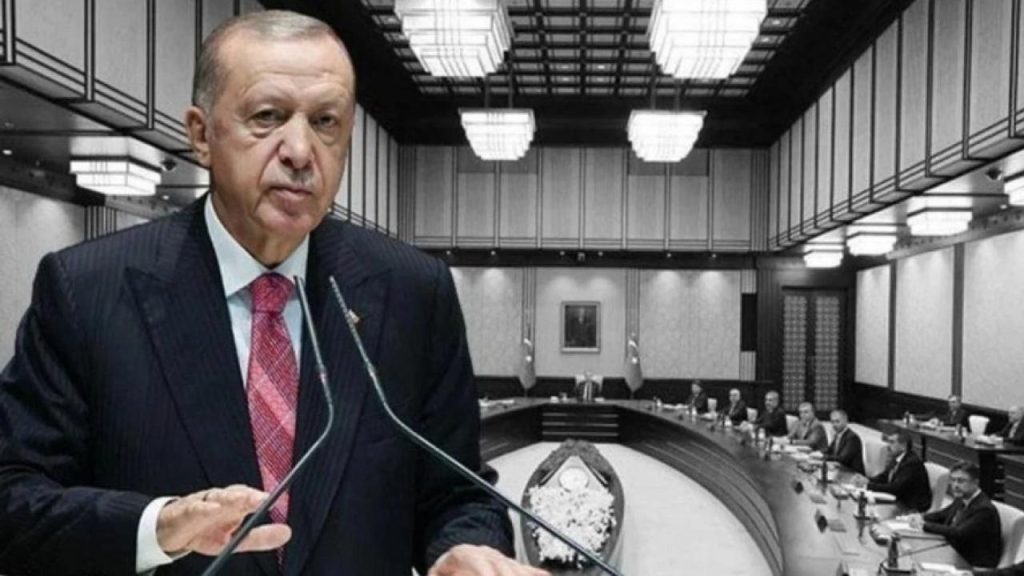 Cumhurbaşkanlığı Kabinesi terör ve ekonomi gündemiyle toplandı