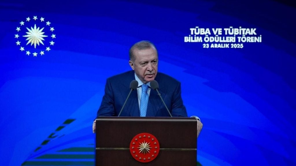 Erdoğan: Anadolu, tarih boyunca büyük şahsiyetlerin ve bilim insanlarının yetiştiği merkez olmuştur