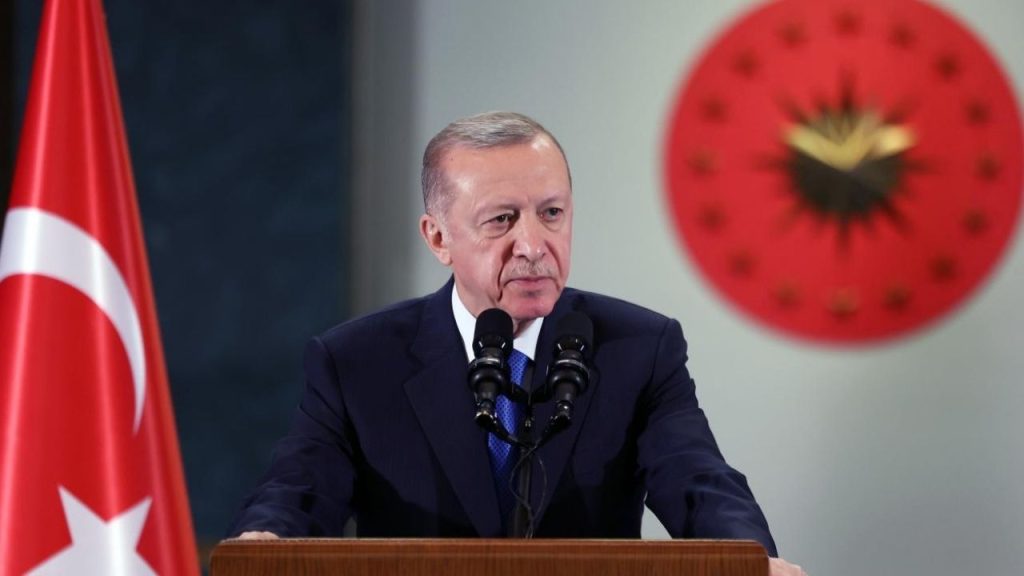 Erdoğan: Enflasyonu tek haneye indirmeyi hedefliyoruz