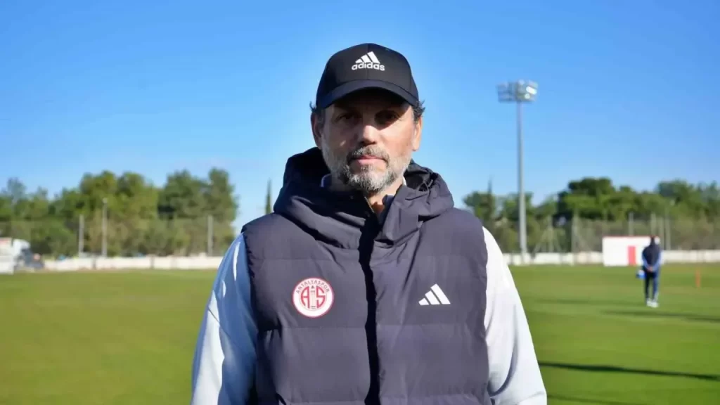 Erol Bulut Galatasaray Maçı ve Takım Gelişimlerini Anlattı