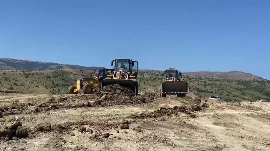 Gölova’da Altyapı ve Ulaşım Çalışmaları Hız Kesmiyor