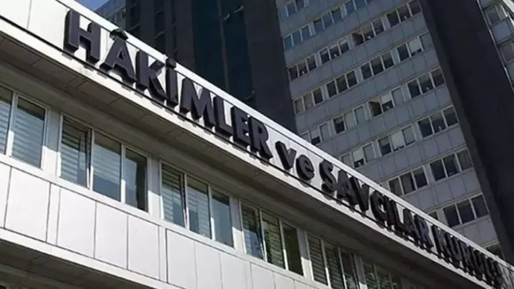 Hakim ve savcıların görev yeri değişiklikleri açıklandı