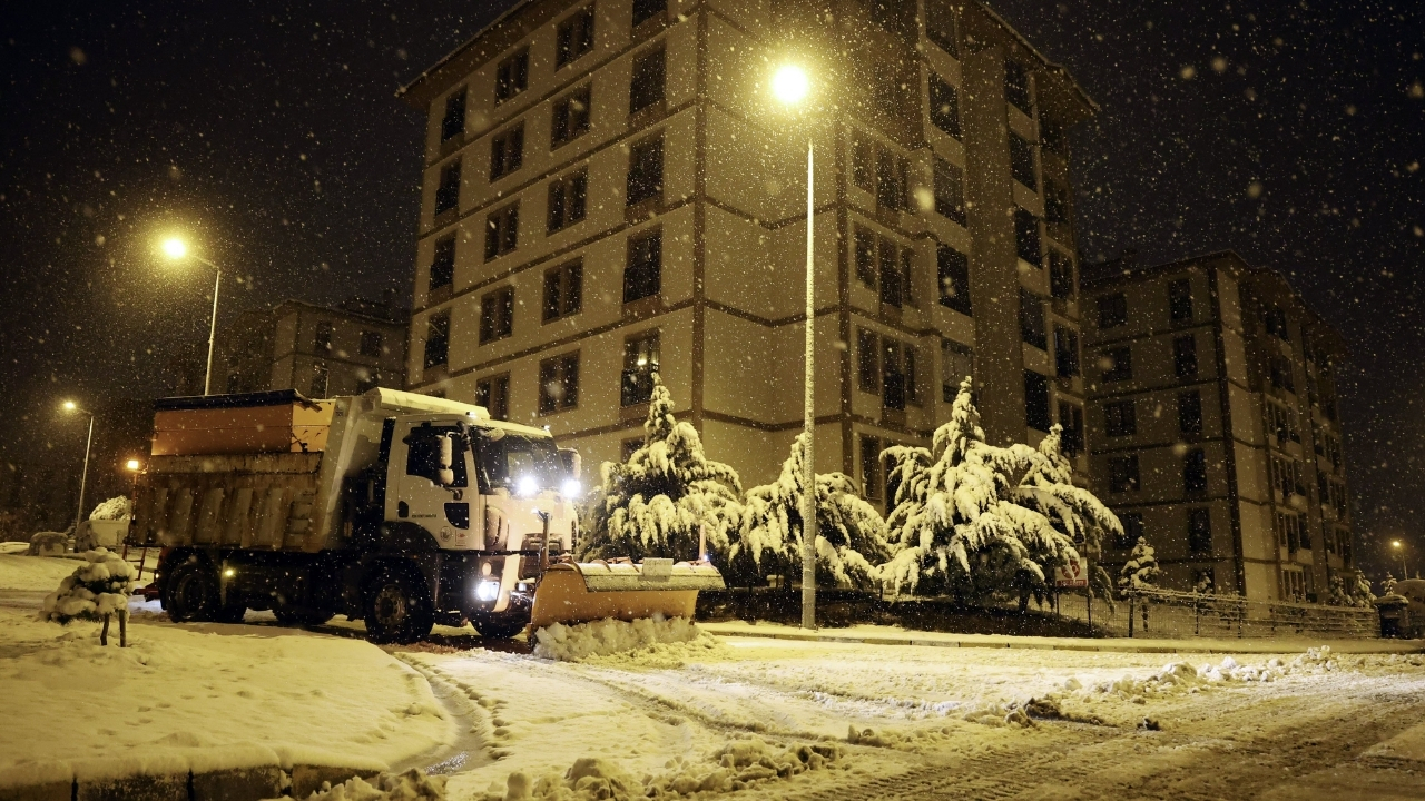 Hava Durumu Tahmini: Parçalı ve Çok Bulutlu Hava