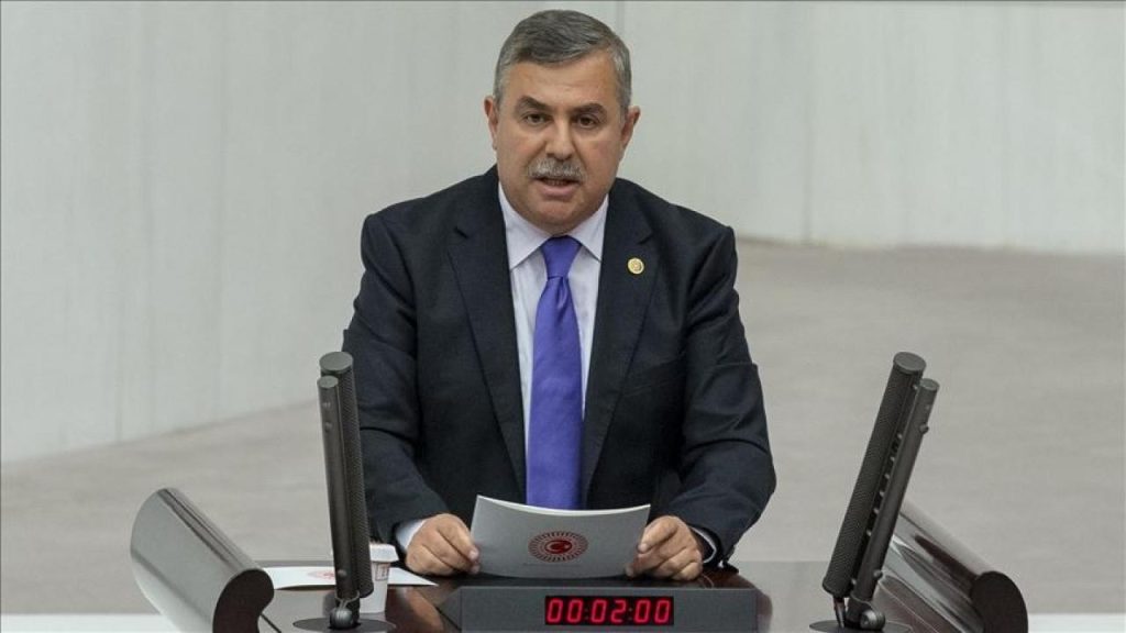 Maviş: CHP’den Cumhuriyet mitingleri ve üniversite müdahaleleri