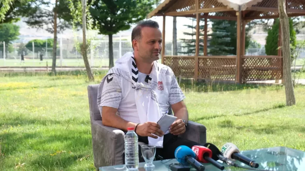 Osman Zeki Korkmaz, Van Spor FK’nda ilk sınava çıkıyor