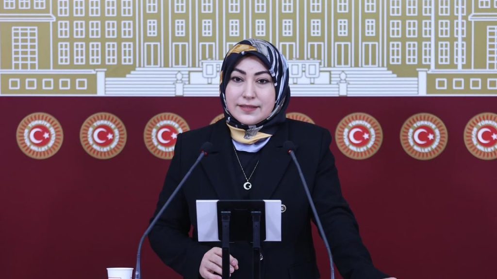 Rukiye Genç Toy’dan GAİN Müdürüne Başörtüsü Tepkisi