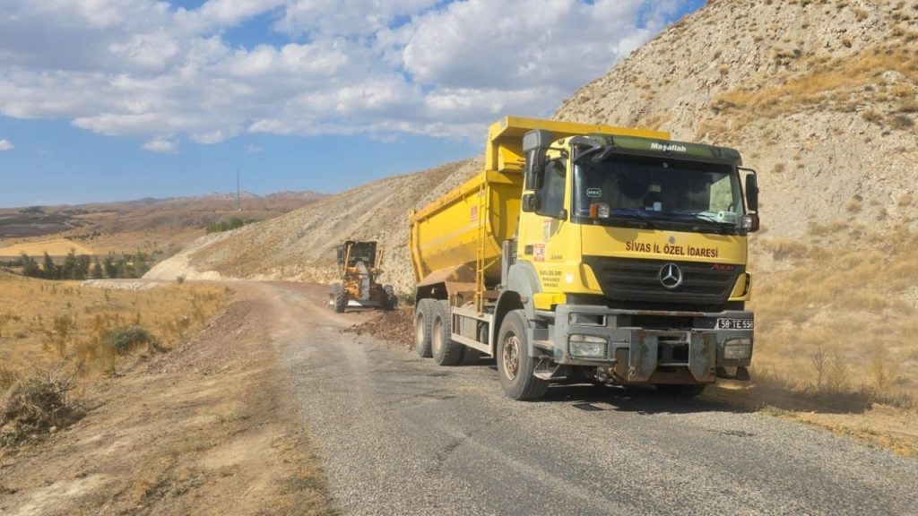 Şarkışla’da 2025 KÖYDES Yatırımları Sürüyor