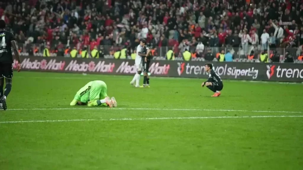 Sivasspor 2024-2025 sezonunda Süper Lig’den düştü, yeni yönetim ve transferler