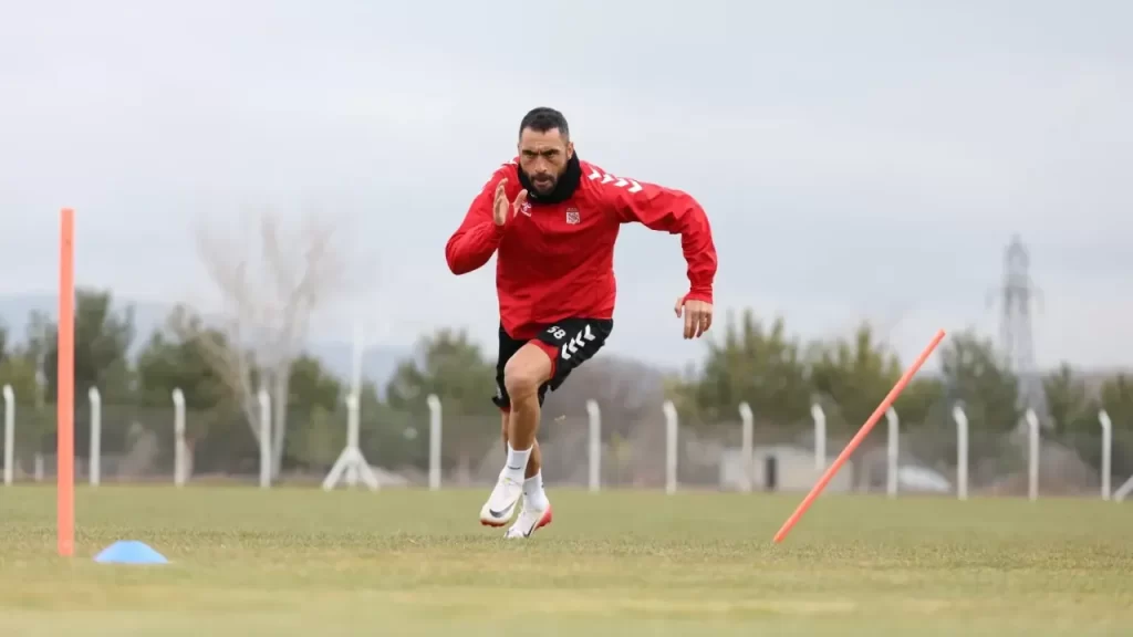 Sivasspor Bandırmaspor Maçı Hazırlıklarını Tamamladı