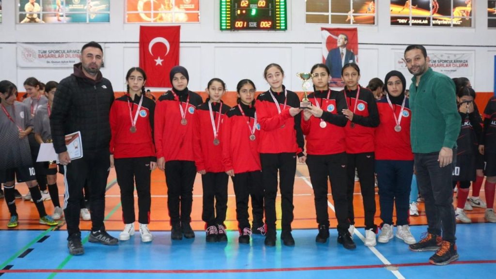 Sivas’ta 2025-2026 Okul Sporları Futsal Yıldız Kızlar İl Birinciliği sona erdi