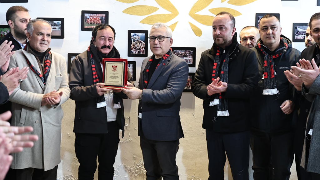 Sivas’ta Elli Sekiz Taraftar Derneği Kuruluş Töreni