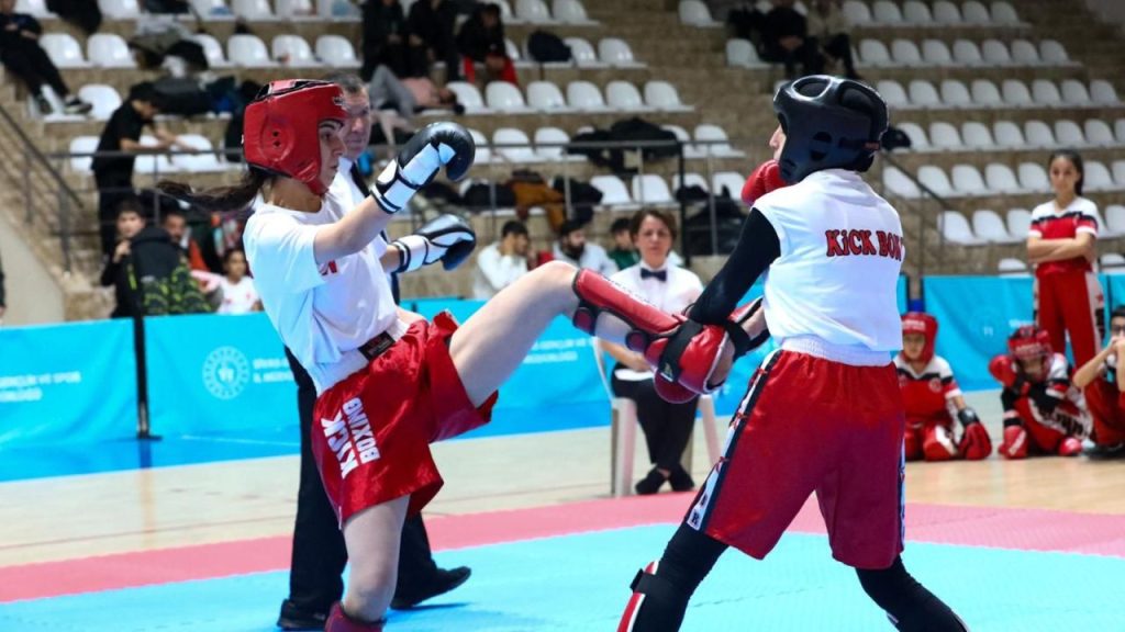 Sivas’ta Okul Sporları Kick Boks İl Birinciliği tamamlandı
