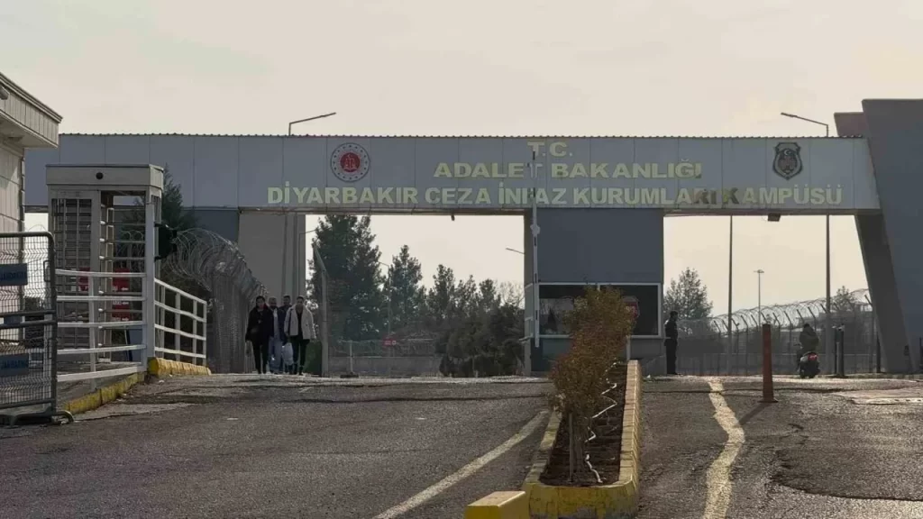 Yargı Paketi ile tahliye hakkı 3 yıl öne alındı