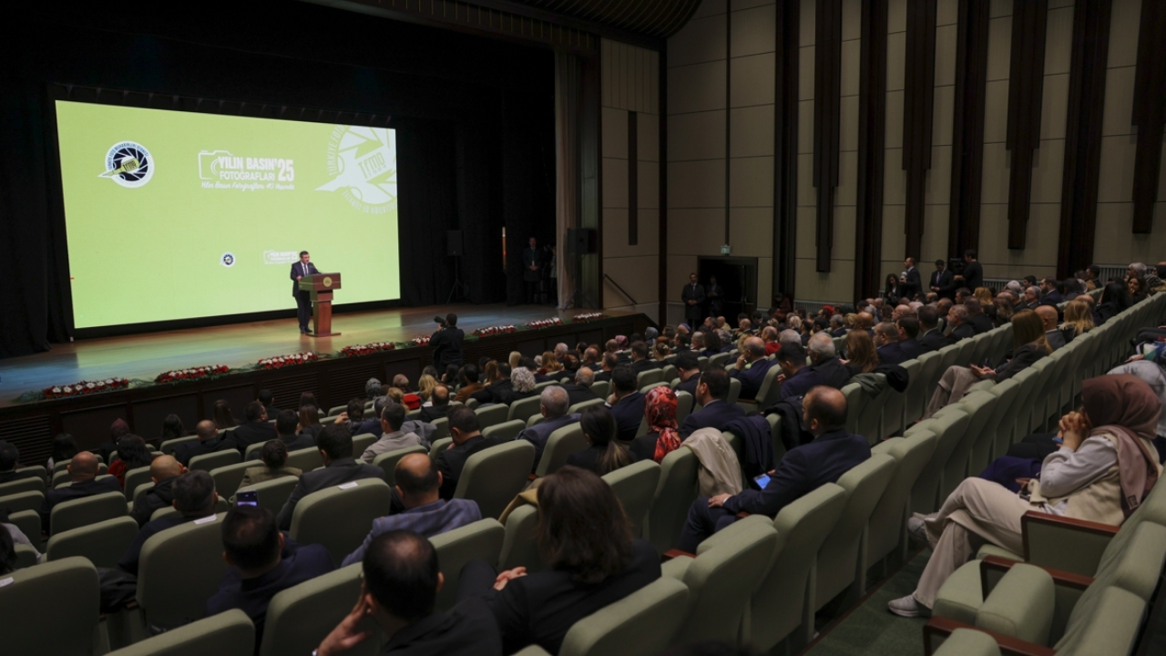 Yarışmaya yaklaşık 6 bin fotoğraf katıldı