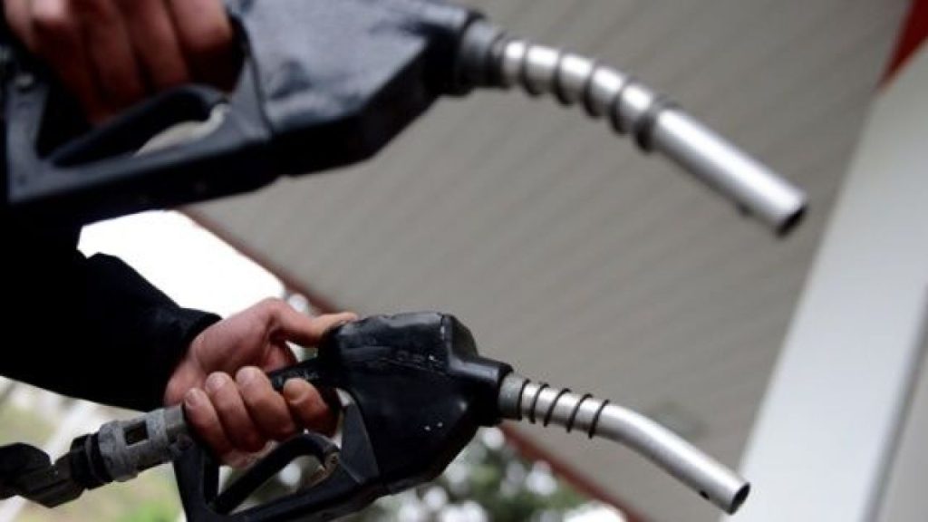 Akaryakıt Fiyatlarındaki Dalgalanma ve Zam Beklentisi