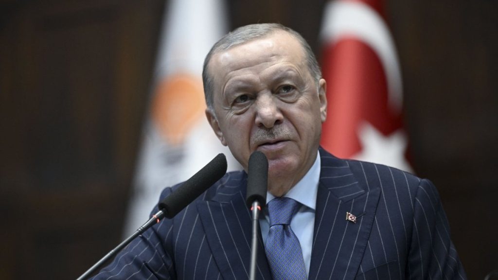 Erdoğan’dan Emekliye Müjde: Aylıklar Artacak ve En Düşük Ödeme Yükselecek