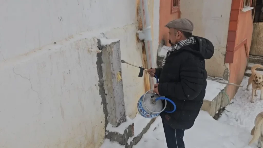 Erzincan’da buz ve don tehlikesi, yaşam olumsuz etkileniyor