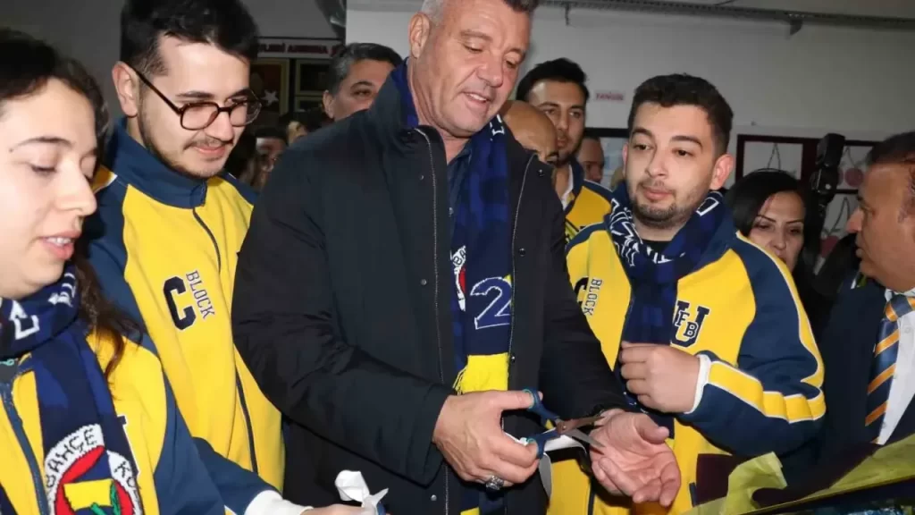 Fenerbahçe’nin Sosyal Sorumluluk Projesi Alanya’da Büyük İlgi Gördü